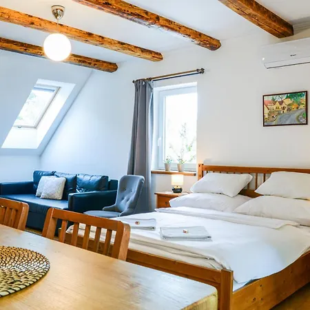 Terrace Iii Apartment *