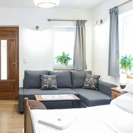 Terrace Iii Apartment *